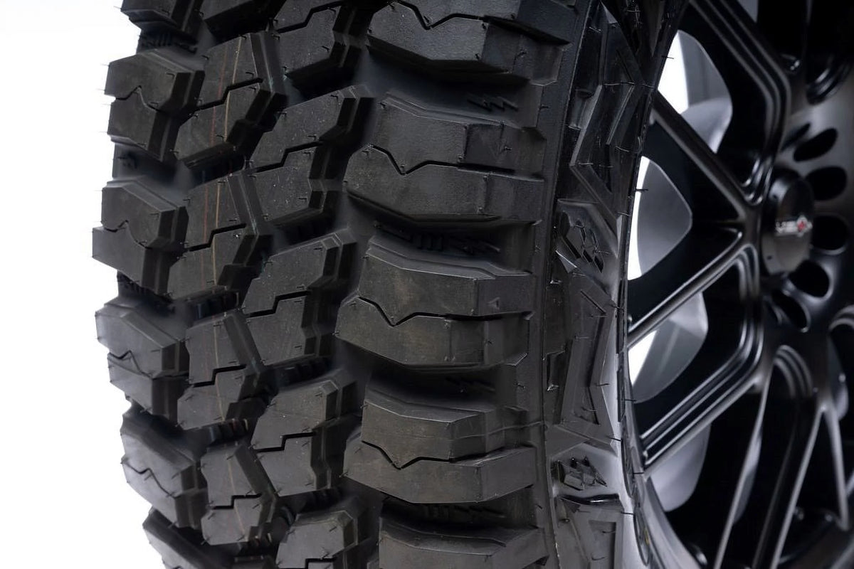31X10.50R15 Mud-Terrain Tire I918320