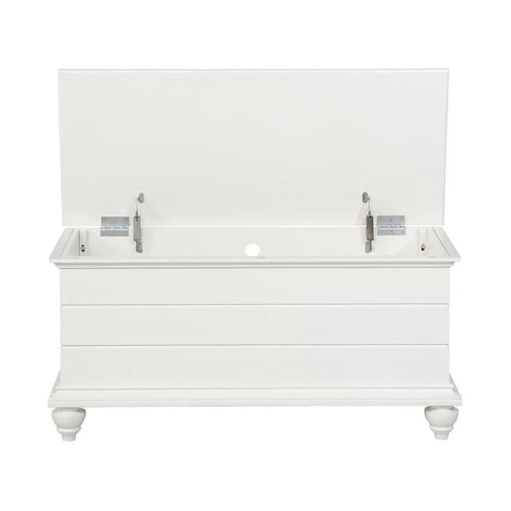 White Wood Cedar Chest T889