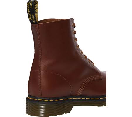 Brown Boots T152661