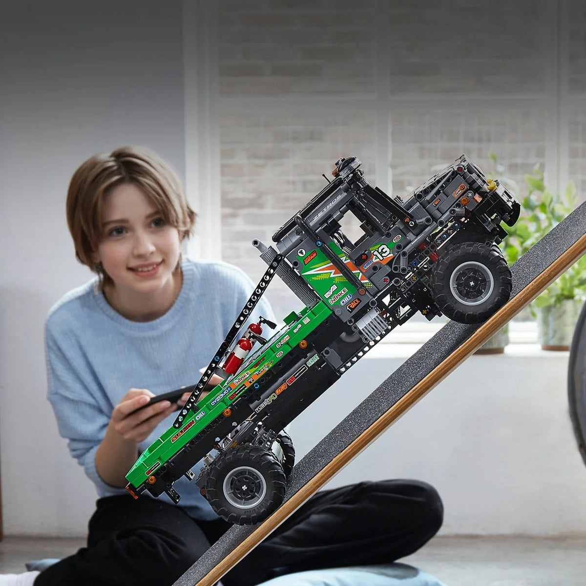 4x4 Building Toy 2,110 Pieces I986248