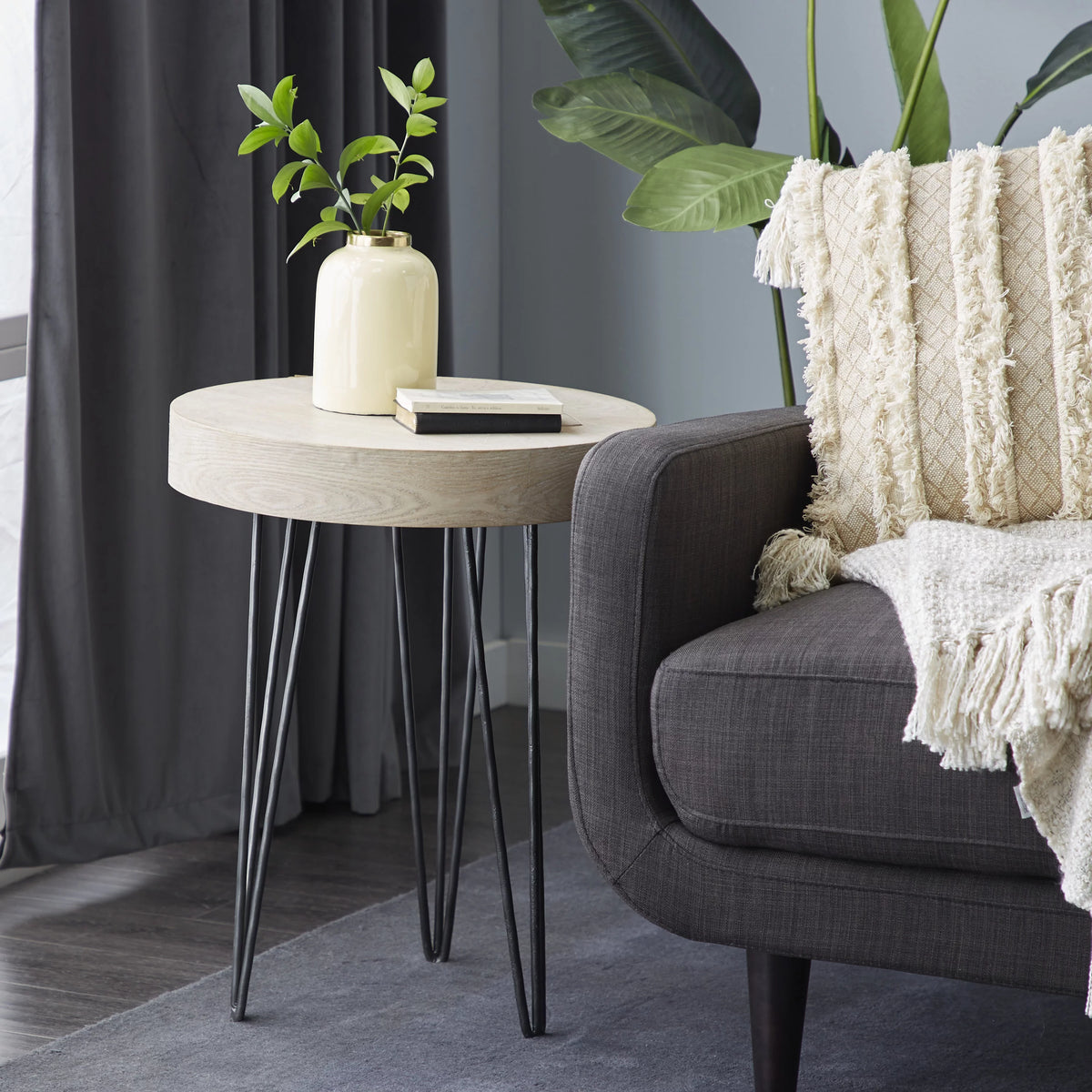 20" x 24" Brown Wood Accent Table with Black Metal Hairpin Legs Z76037