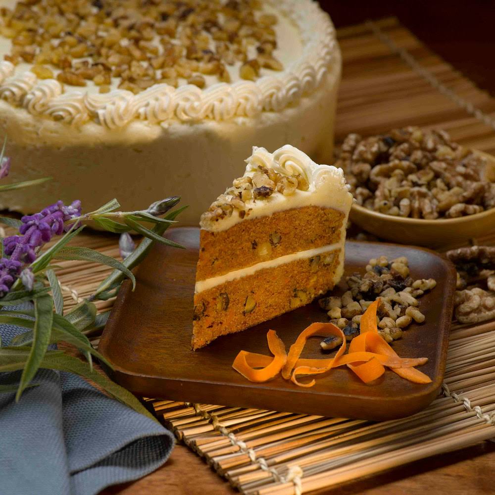 Whole Carrot Cake 4 Case C305