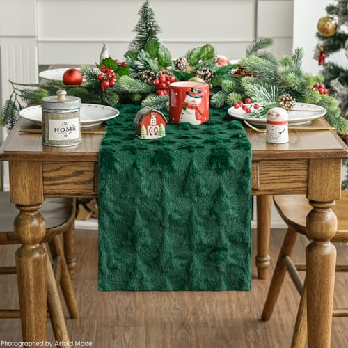 Green Plush Faux Fur Jacquard Christmas Table Runner 13x72 Inch B704461