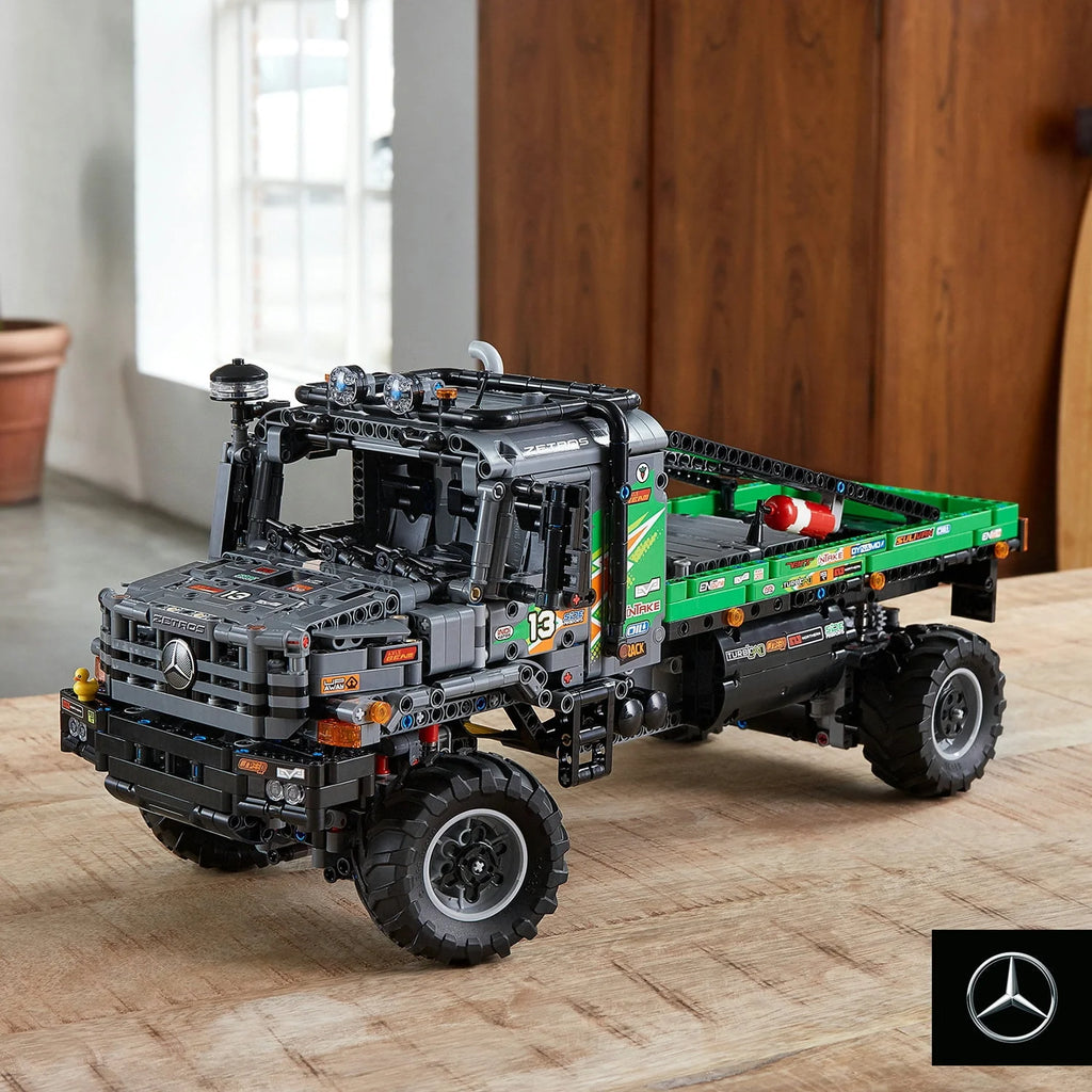 4x4 Building Toy 2,110 Pieces I986248