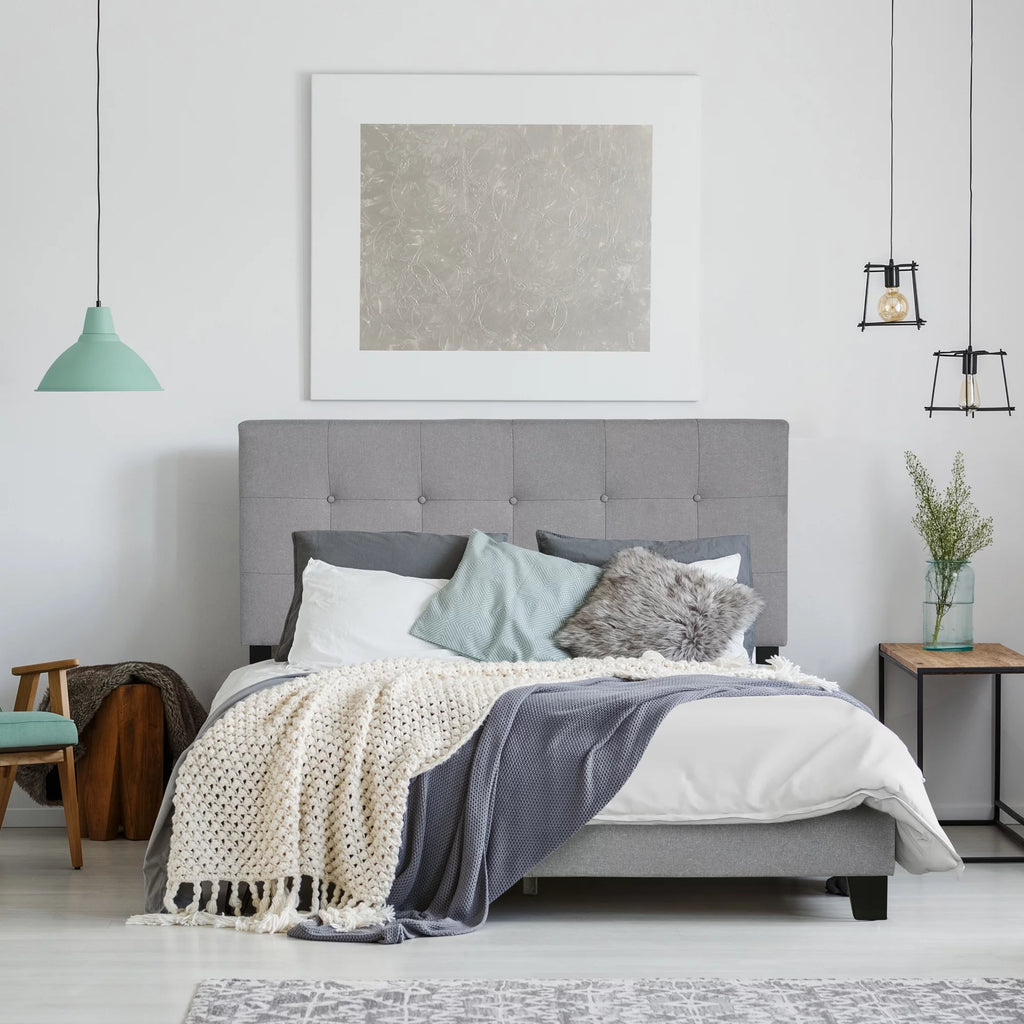 Queen Tufted Bed Frame E90206