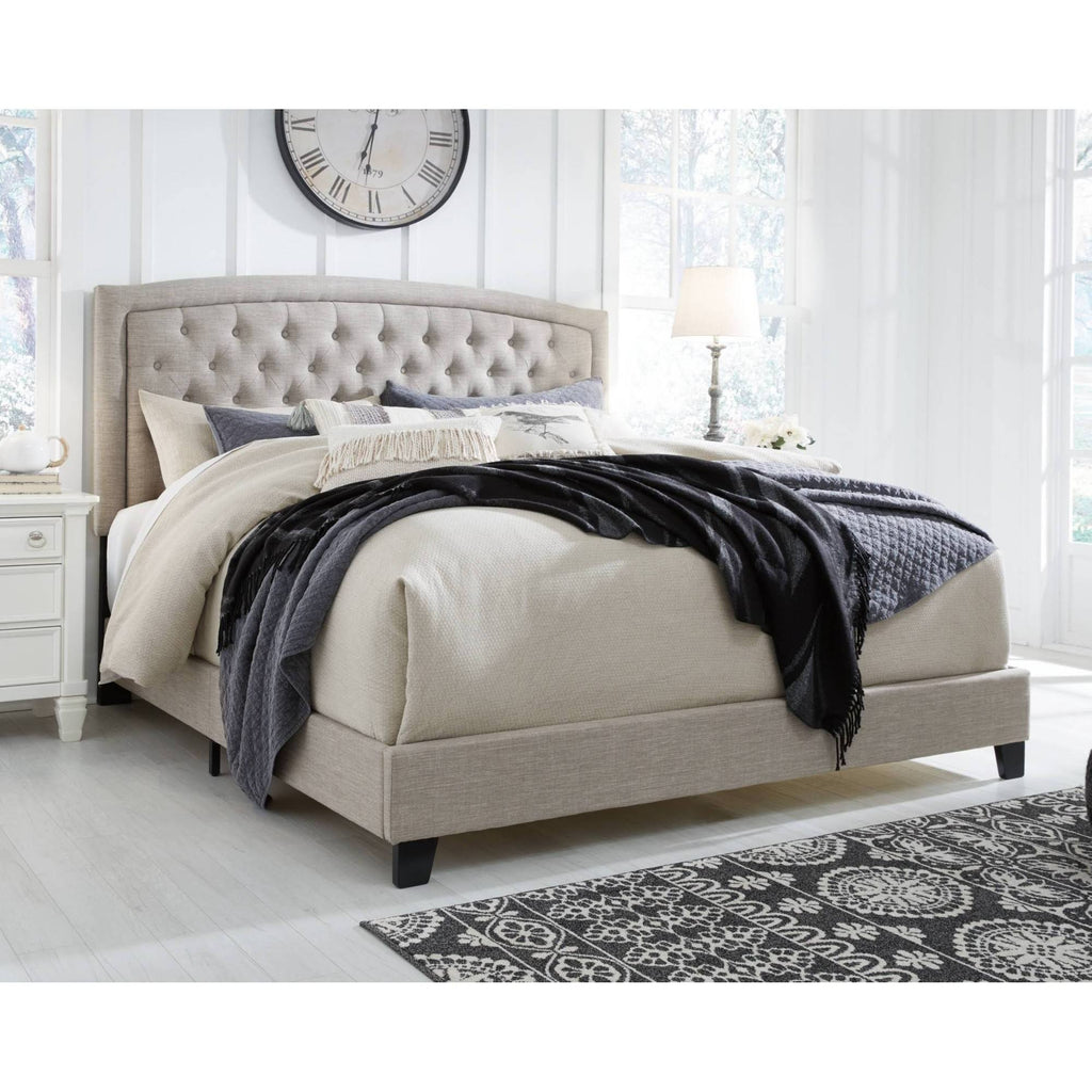 King Upholstered Bed O702