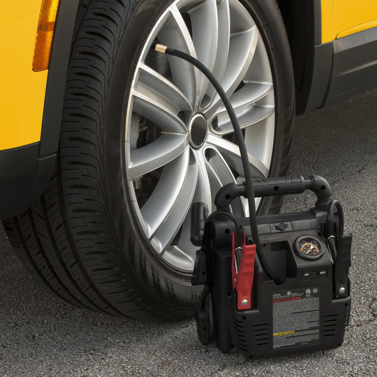 800 Peak Amp Jump Starter with 120 PSI Compressor M594