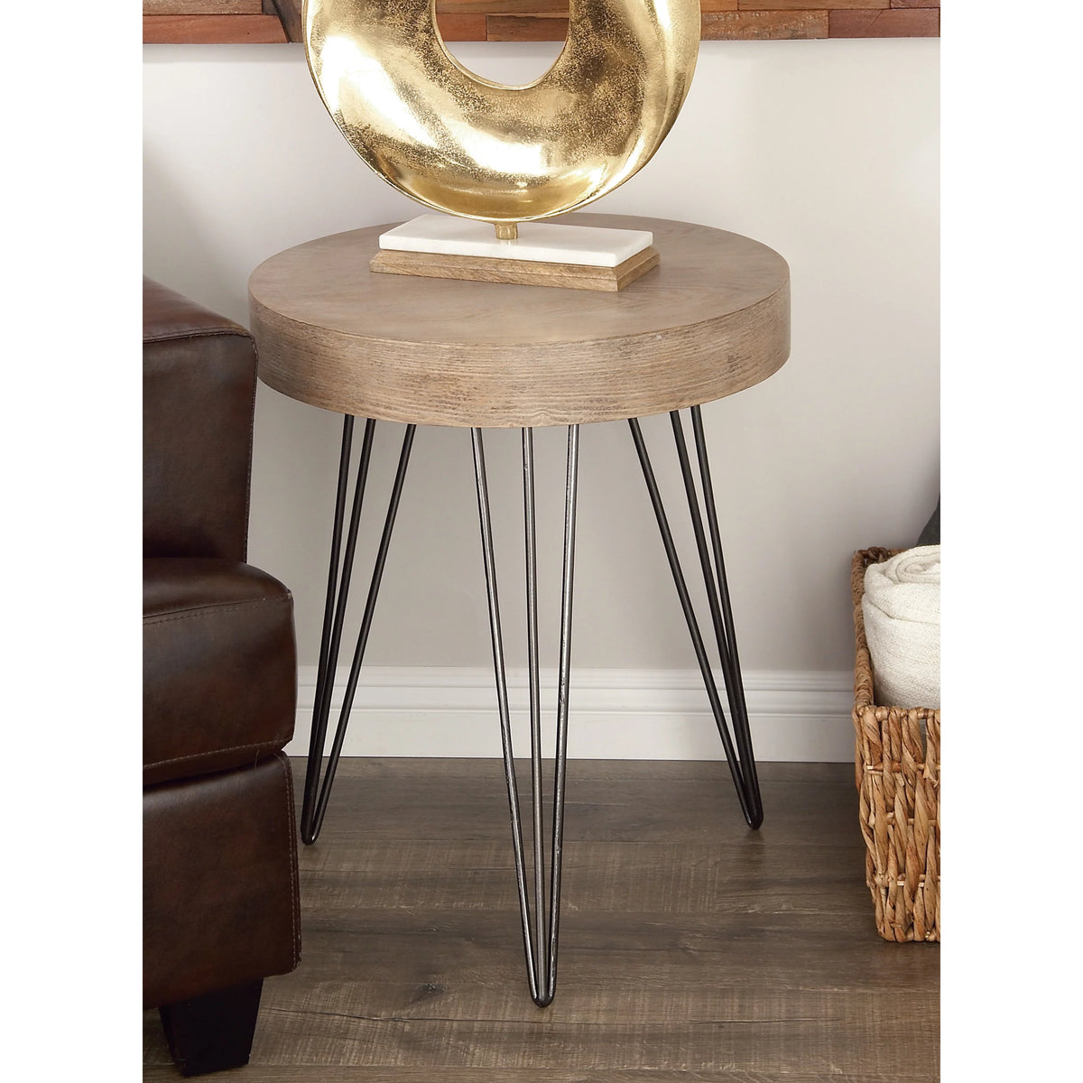 20" x 24" Brown Wood Accent Table with Black Metal Hairpin Legs Z76037