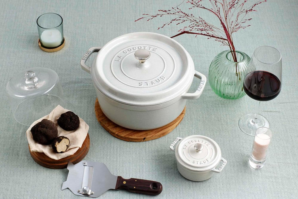 Cast Iron .25-Qt Mini Round Cocotte M631502