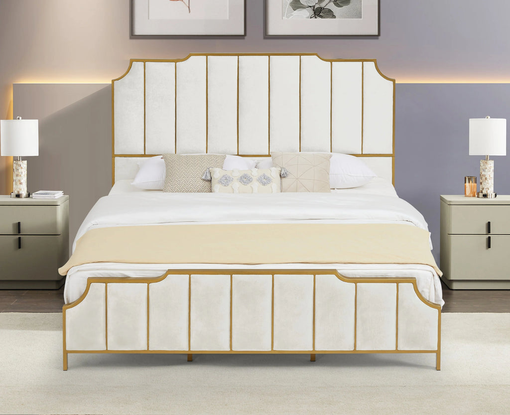 King Size White Velvet Platform Bed P735740