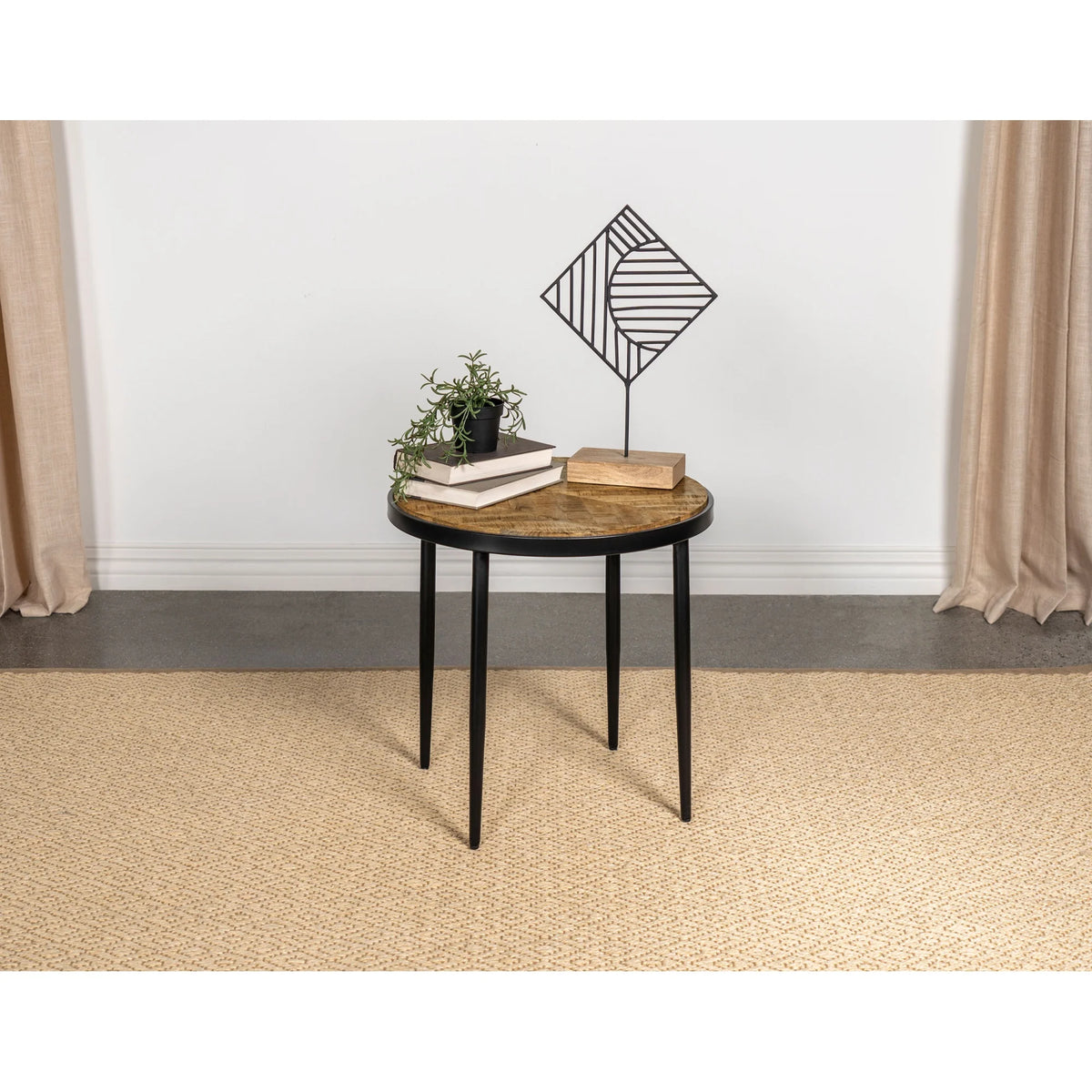 Round Metal Side Table in Natural Mango and Black E865