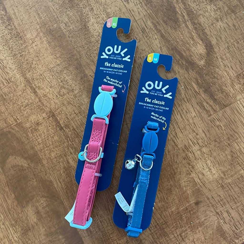 Adjustable Cat Collar H261