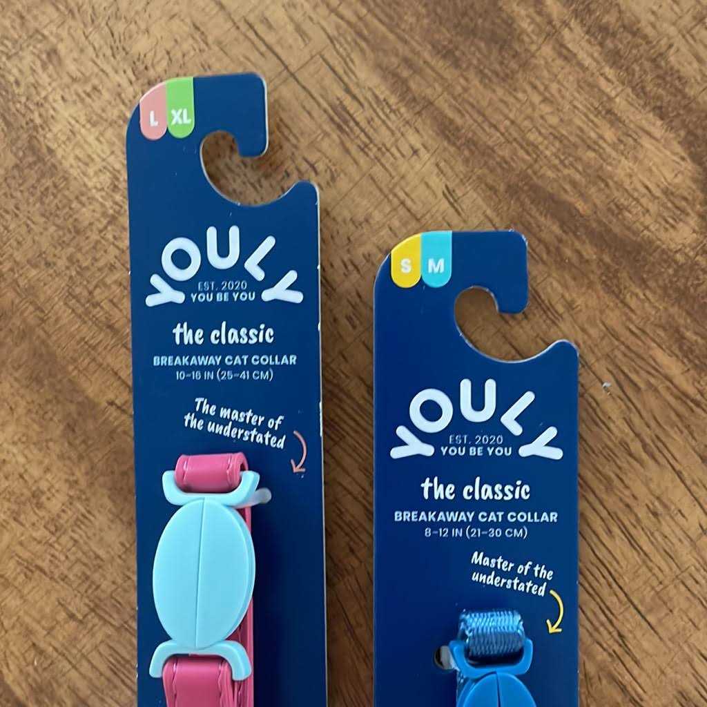 Adjustable Cat Collar H261