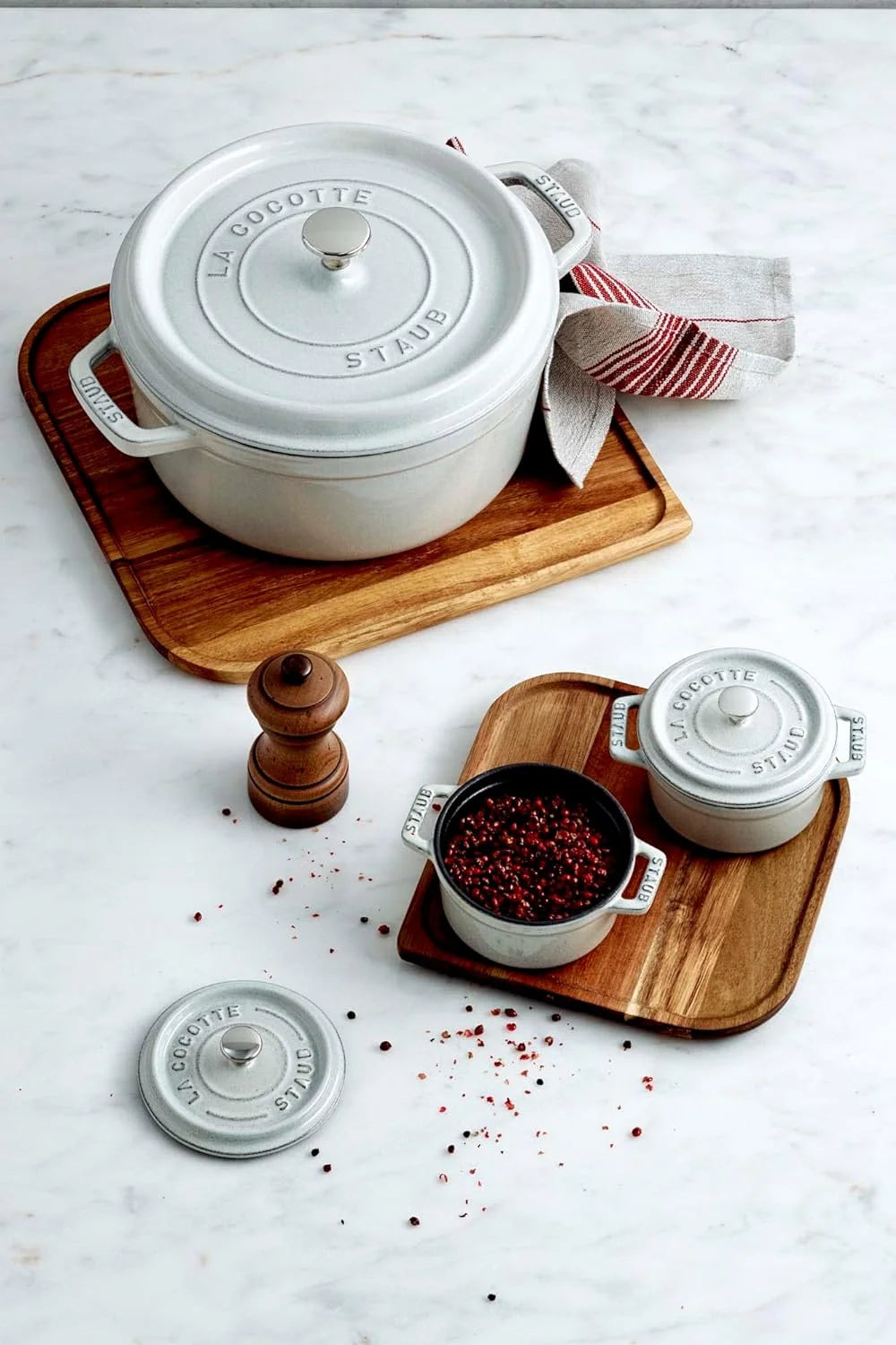 Cast Iron .25-Qt Mini Round Cocotte M631502